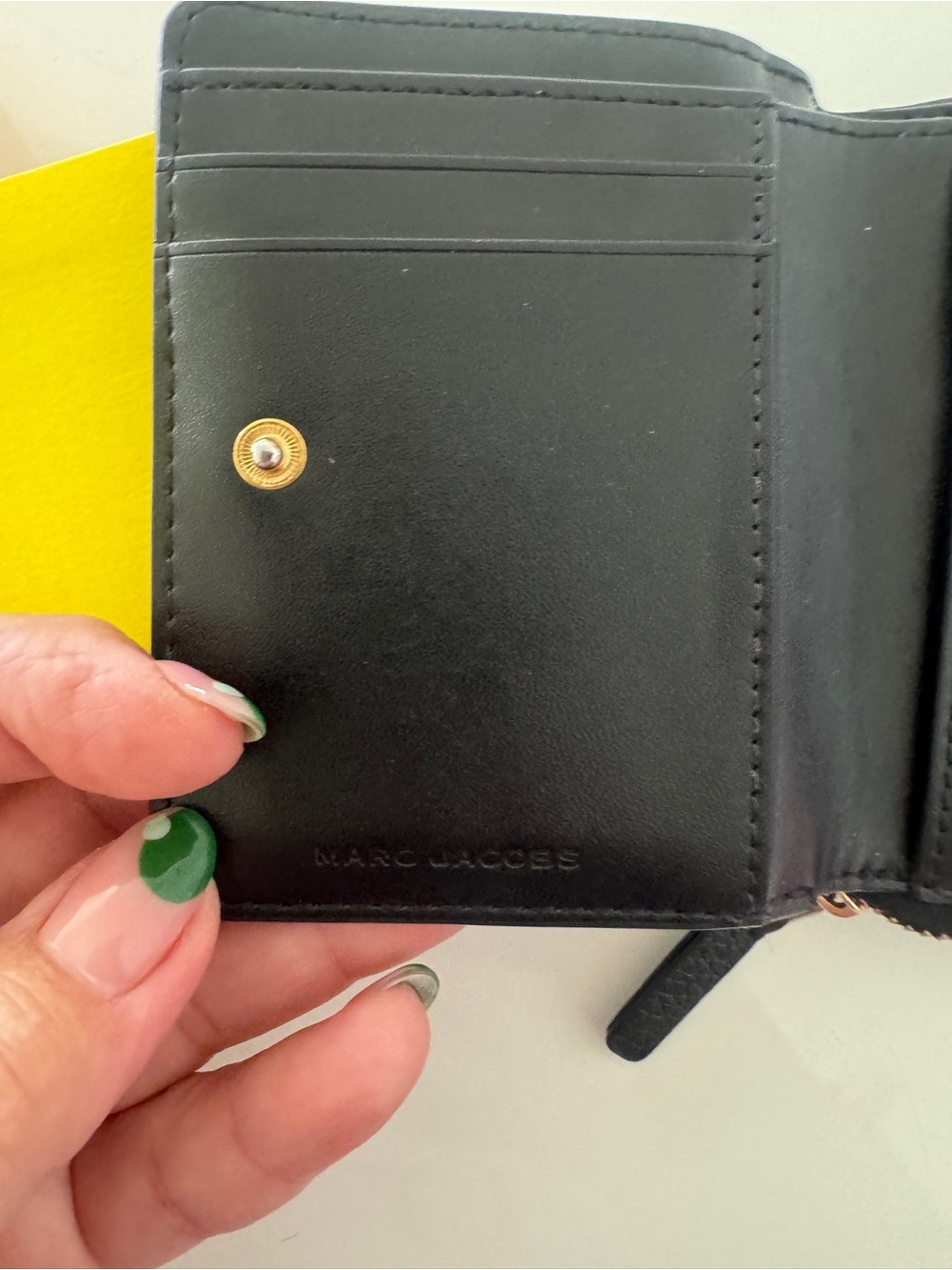Marc Jacobs Black Leather Card Case with Yellow Card Sleeve - Picture 4 of 5
